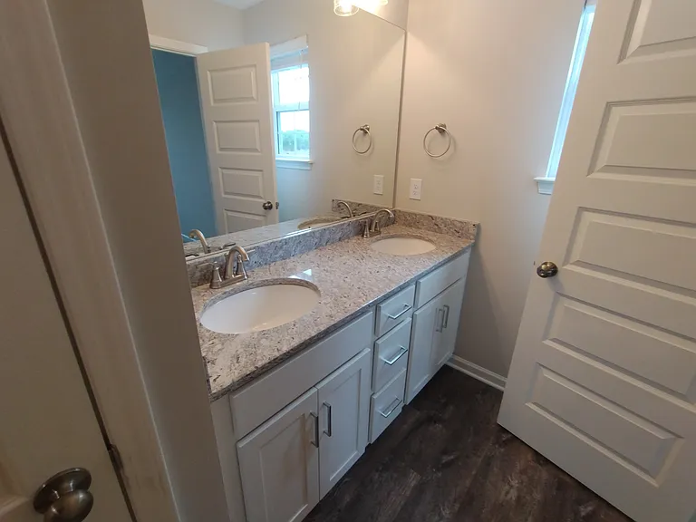 1844 Bethpage Dr — Photo 11