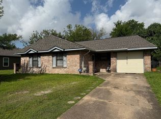 8835 Glenhouse Dr, Houston, TX 77088