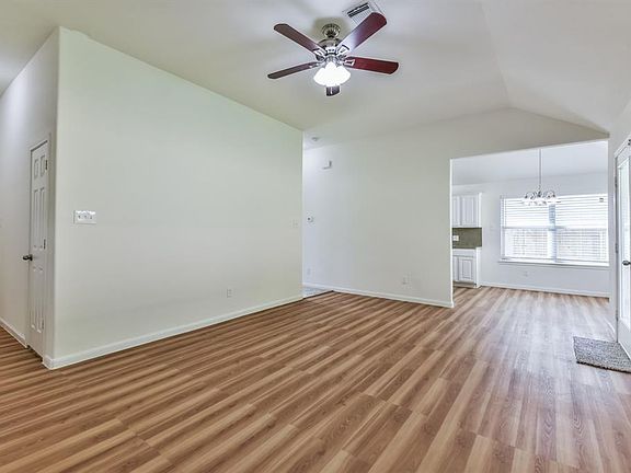 5th image of 16405 Danika Oak Dr