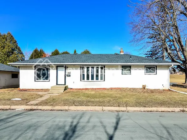 2110 2nd St S, South Saint Paul, MN 55075