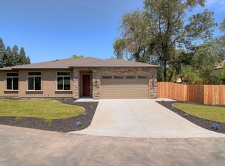 4053 Champlain Ln, Carmichael, CA 95608