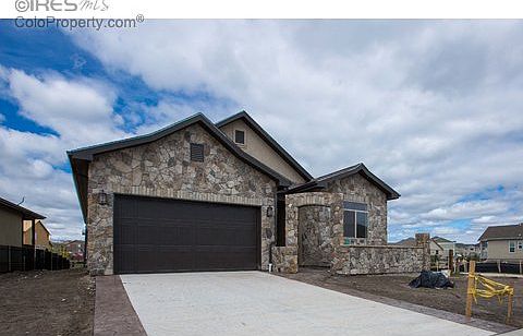 1st image of 2002 Vineyard Dr