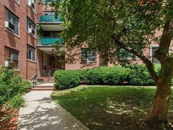53 Harvard Ave, Brookline, MA