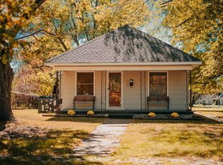 215 W Catalpa St, Girard, KS 66743
