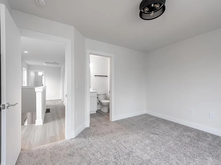 1022 E Rich St — Photo 22