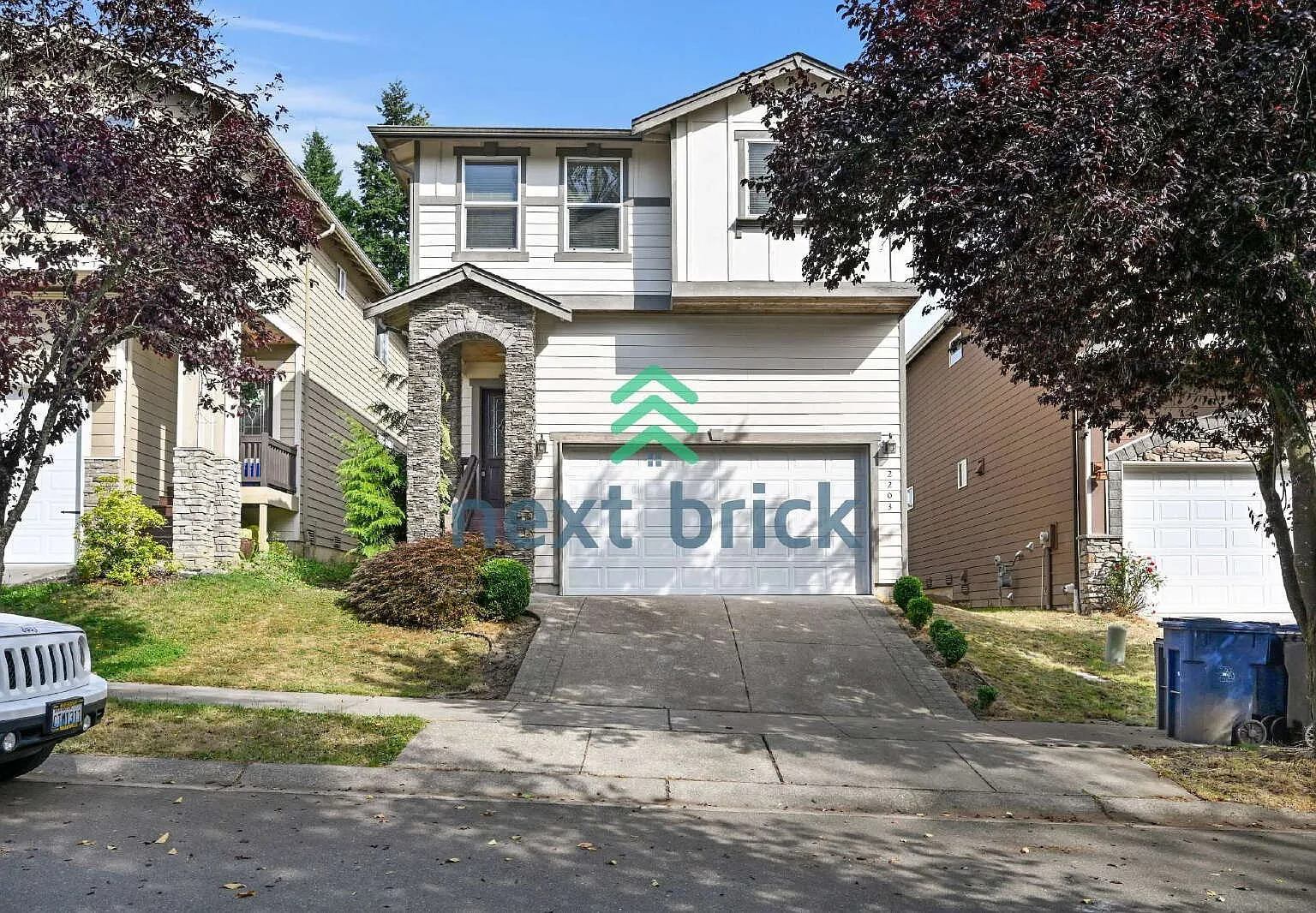 "Spacious 4-bedroom, 2.5 bathrooms in Prime Lake Stevens Location!" — Photo 1