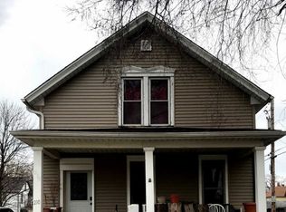 210 Seminary Ave, Aurora, IL 60505