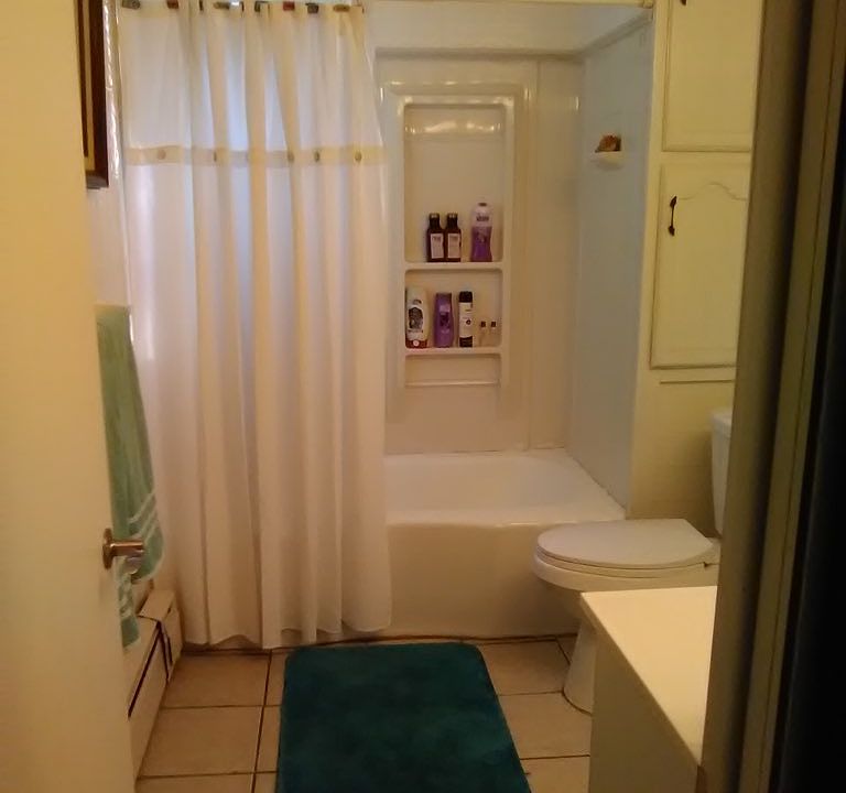 1st image of 3656 Crescent Dr