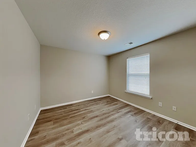110 Kingscreek Dr — Photo 12