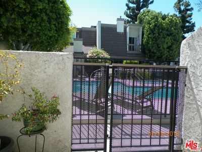 18340 Collins St Unit B, Tarzana, CA, 91356