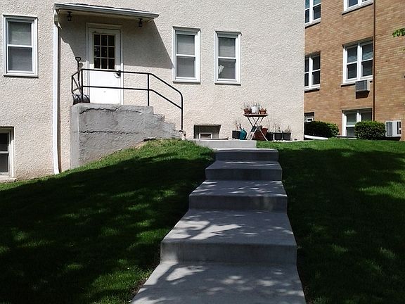 2nd image of 2707 W 43rd St APT 3