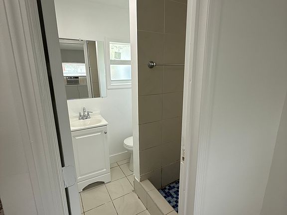 3rd image of 3705 SW 13th Ct APT 1