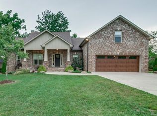 2038 Rebekah Dr, Greenbrier, TN 37073
