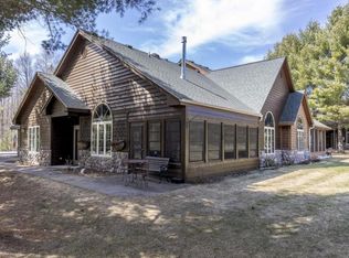 10013 Ridgewood Dr, Minocqua, WI 54548