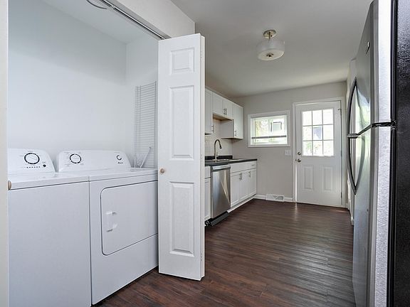 5th image of 611 Lincolnway E #B
