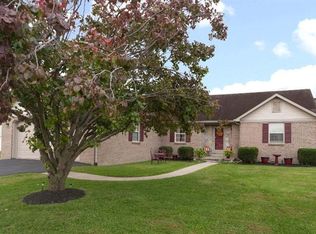 413 Plumtree Dr, Berea, KY 40403