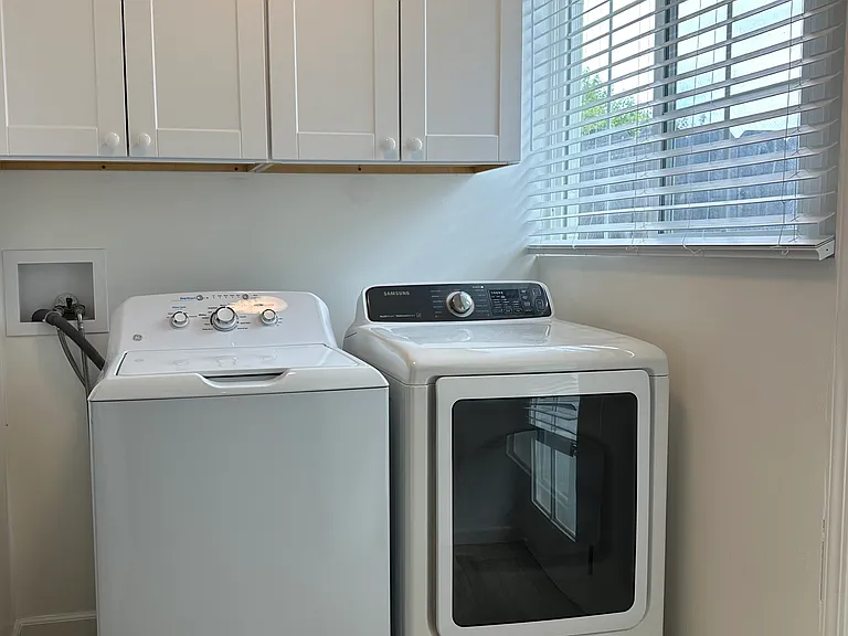 3115 Flower Cir — Photo 10