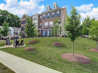 1955 Golden Gate Ln, Decatur, GA 30033