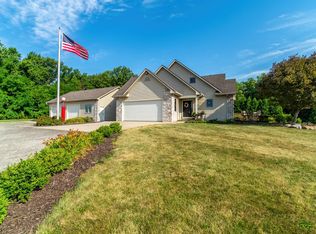 12102 Marion Center Rd, Hoagland, IN 46745