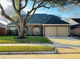 4754 Wynnview Dr, Friendswood, TX 77546