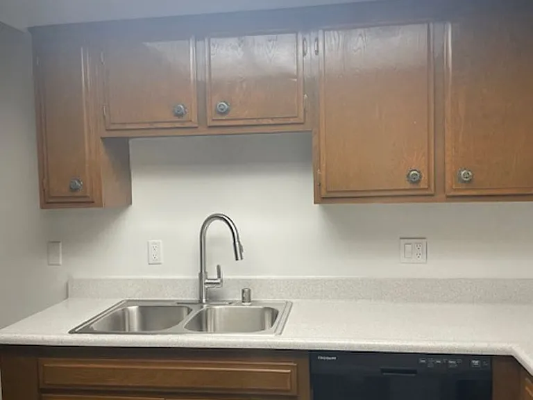 10937 Wilkins Ave — Photo 11