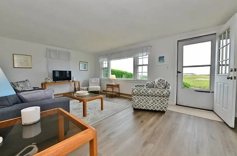 2 bed, 1208 sqft, $2,500 — Photo 4