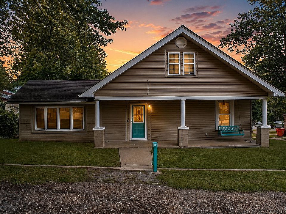 1st image of 311 W Richardson Ave