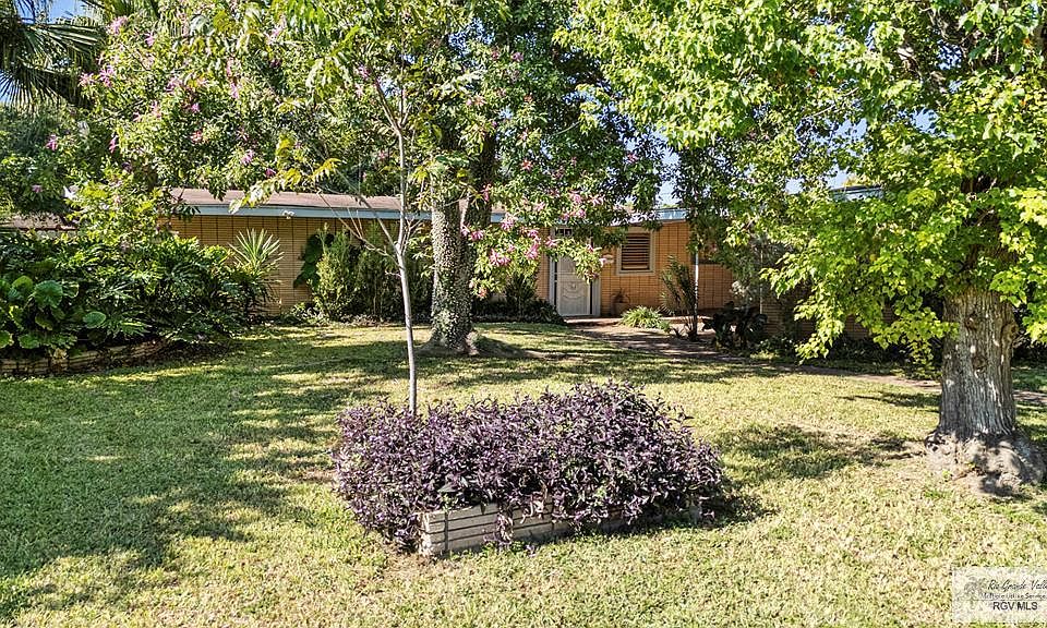 1st image of 1014 E Cenizo St