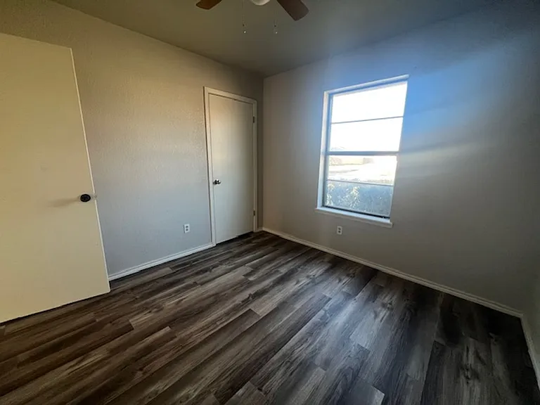 5325 Fairmont St — Photo 12