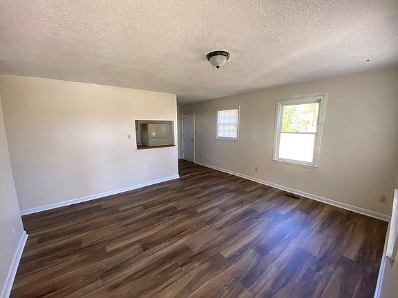 Main house living room 
