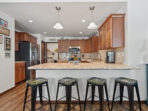 5th image of 3711 Bluebird Dr SW