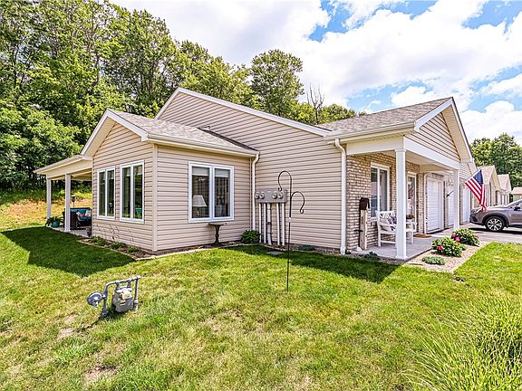 4th image of 559 Sunview Cir