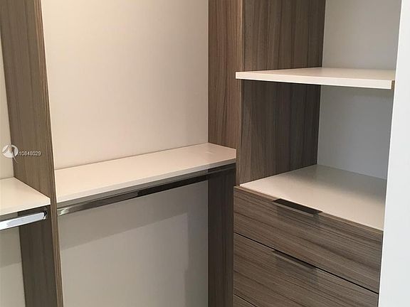 4th image of 5300 Paseo Dr #1104