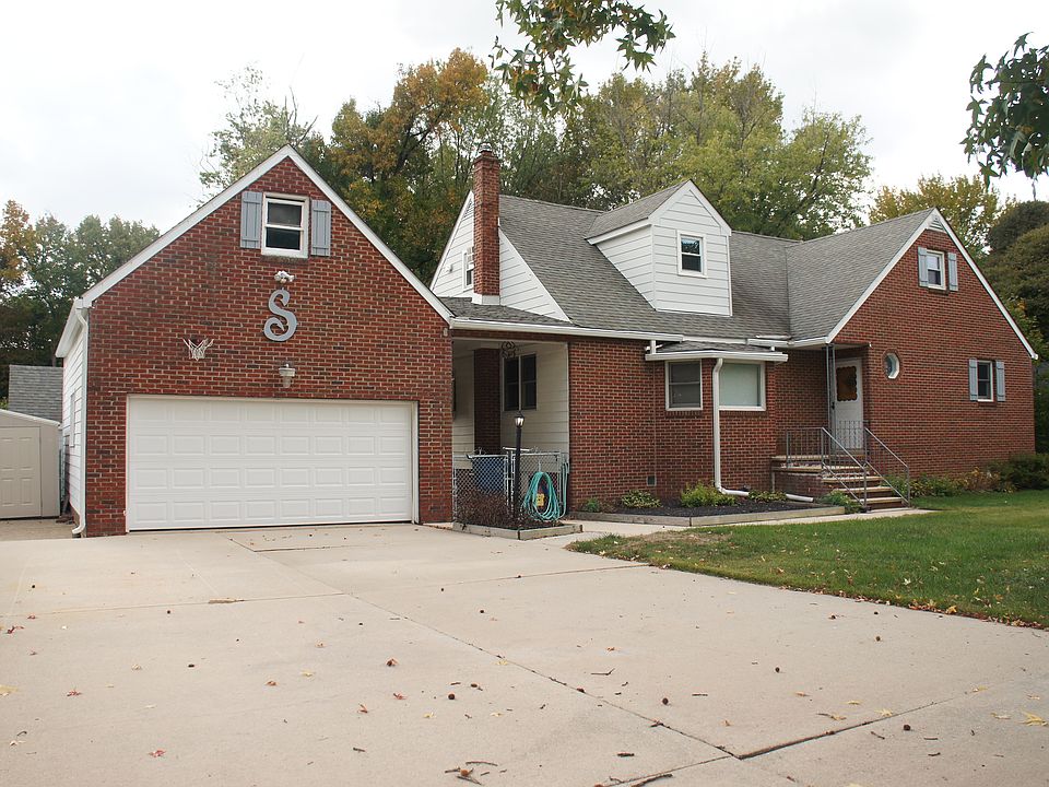 1st image of 1215 Martin Avenue