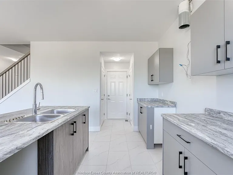 104 Eagle St — Photo 5