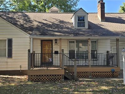 7412 Delmar St, Prairie Village, KS, 66208