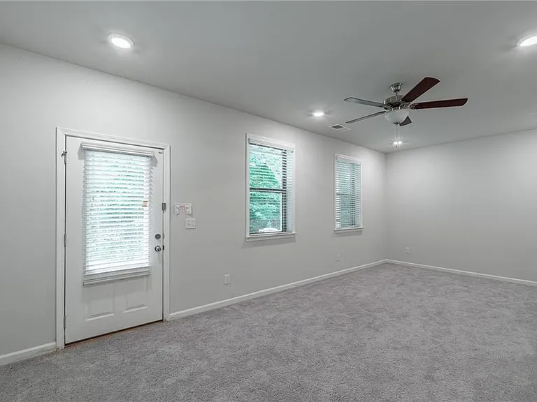 2701 Cedar Pine Way — Photo 41