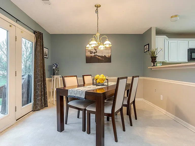 220 Strawberry Fields Rd — Photo 9