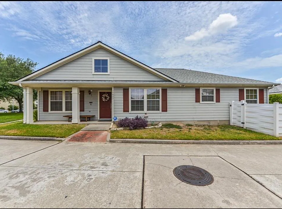 19403 Wann Park Dr