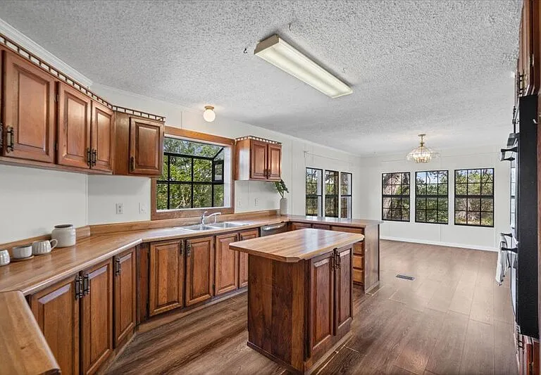 13501 Nutty Brown Rd — Photo 15