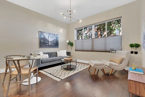 Sold by Compass | media 9