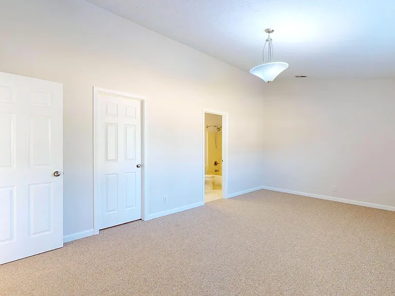 3129 Stratus Dr — Photo 6