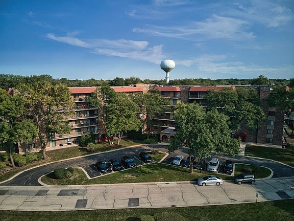 3rd image of 111 S Baybrook Dr Unit 401