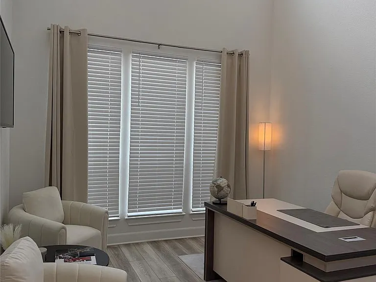5012 Great Oaks Dr — Photo 5