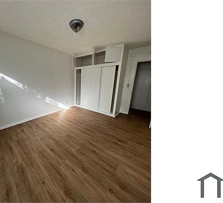 4th image of 4555 W 1st St APT 3
