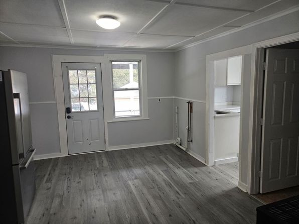 79 Cross St #2R