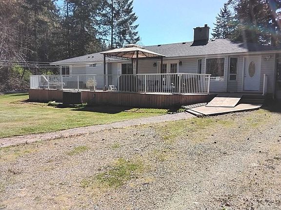 4th image of 4759 Yellow Point Rd