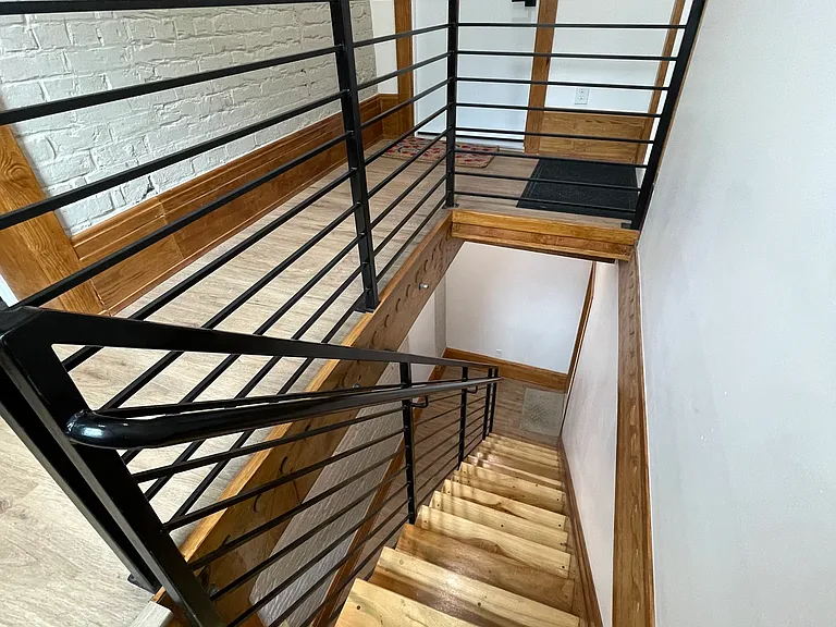 18 Mulberry St #6 — Photo 13