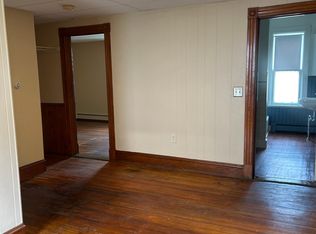 214 Beech St #1/2, Bennington, VT 05201