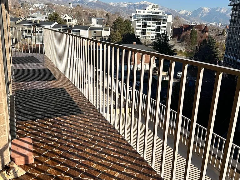 245 N Vine St #901 — Photo 35